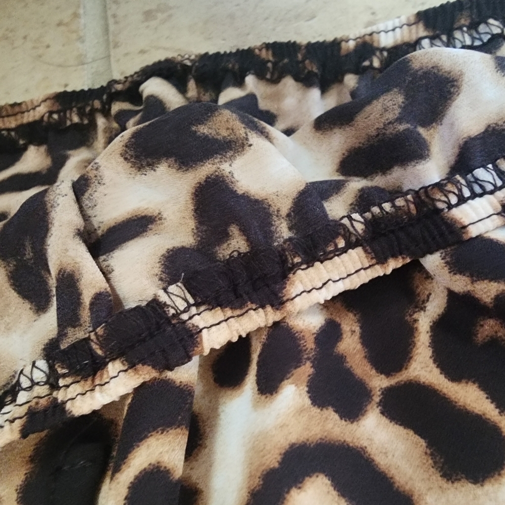 Leopard Print Blouse - Picture 4 of 5